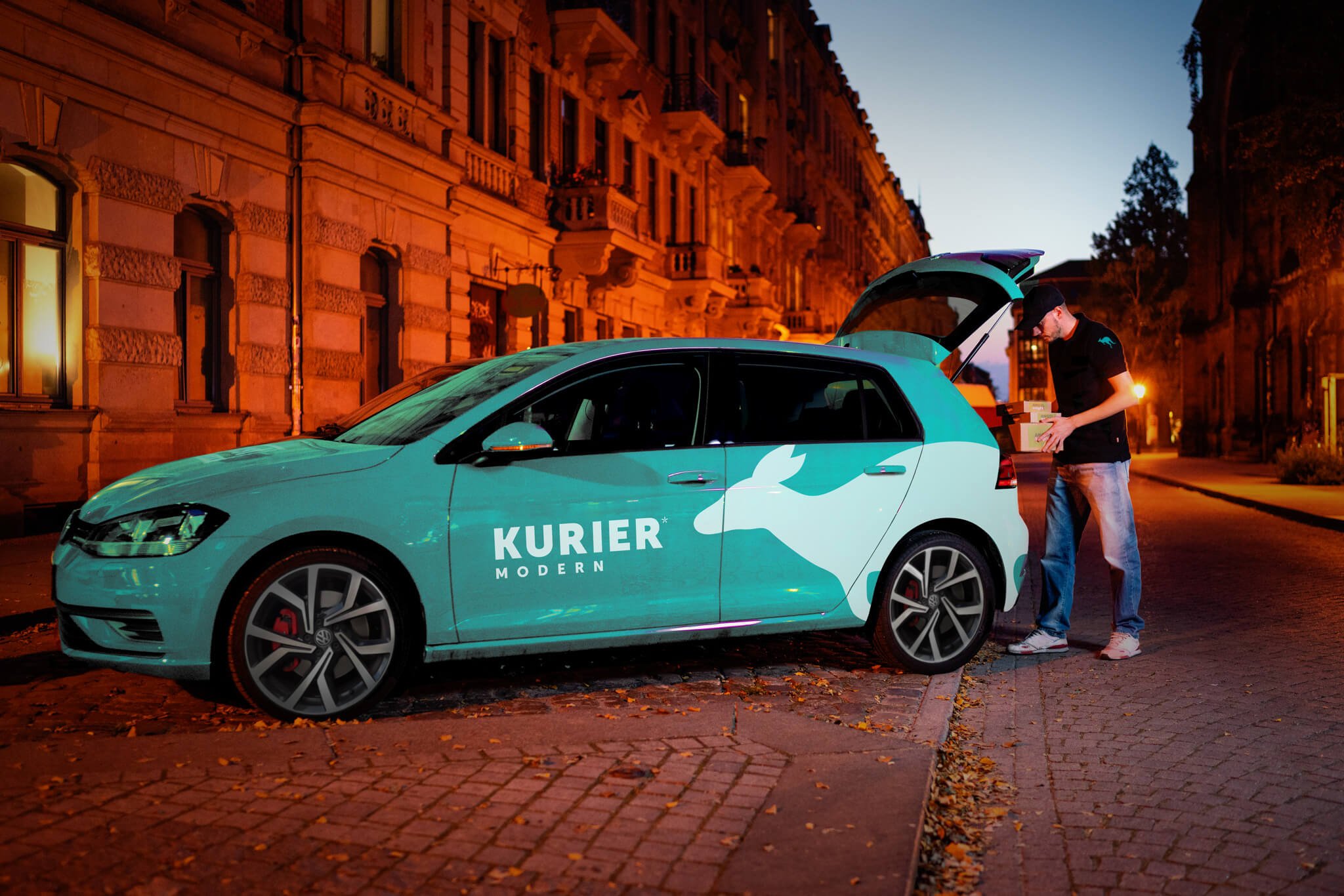 kuriermoden-click-deliver Transport über Nacht